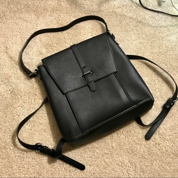 Universal Thread Handbags - Universal Thread Black Backpack/Purse
